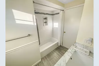 114 Birchwood Drive, Cranston, RI 02920 - Photo 10