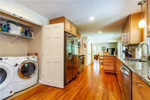 65 Walnut Dr, East Greenwich, RI 02818 - Photo 14