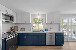 188 Fair St, Warwick, RI 02888 - Photo 14