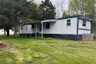 301 Bulgarmarsh Rd, Tiverton, RI 02878 - Photo 1