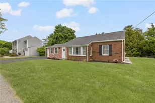 461 River Rd, Lincoln, RI 02865 - Photo 32