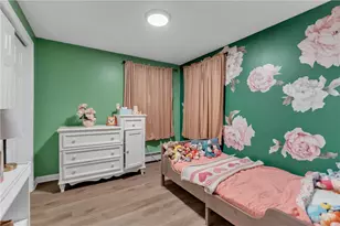 125 Waterman Ave, Johnston, RI 02919 - Photo 16