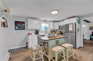 125 Waterman Ave, Johnston, RI 02919 - Photo 8
