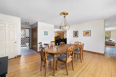 6 Country Road, Warren, RI 02885 - Photo 16