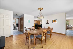 6 Country Rd, Warren, RI 02885 - Photo 16