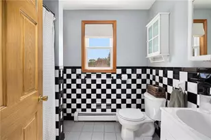 6 Country Rd, Warren, RI 02885 - Photo 22