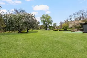6 Country Rd, Warren, RI 02885 - Photo 2