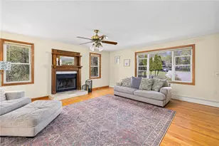 6 Country Rd, Warren, RI 02885 - Photo 6
