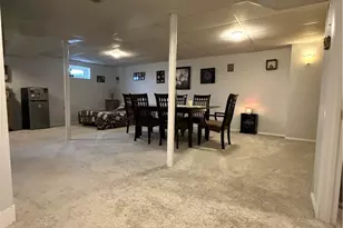 124 Zinnia Dr, Cranston, RI 02920 - Photo 20