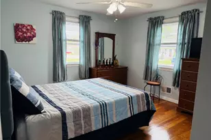 124 Zinnia Dr, Cranston, RI 02920 - Photo 16