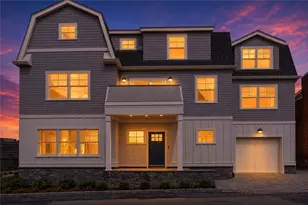 6 Sharon Ct, Newport, RI 02840 - Photo 2