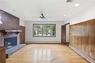 43 Isabella Ave, Providence, RI 02908 - Photo 8