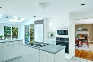 11 Henry Dr, Barrington, RI 02806 - Photo 10