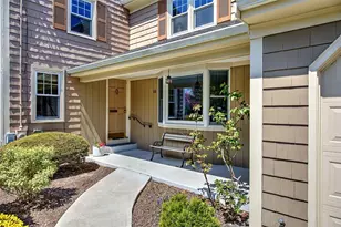 11 Henry Dr, Barrington, RI 02806 - Photo 4