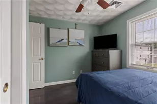 234 3rd Ave, Cranston, RI 02910 - Photo 10