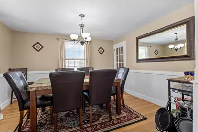74 Youngs Avenue, West Warwick, RI 02893 - Photo 8