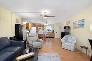 231 Maple Ave, Newport, RI 02840 - Photo 16