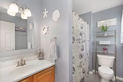 231 Maple Avenue #201, Newport, RI 02840 - Photo 20