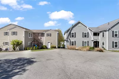 231 Maple Avenue #201, Newport, RI 02840 - Photo 40