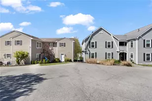 231 Maple Ave, Newport, RI 02840 - Photo 40