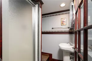 10 Hendricks St, South Kingstown, RI 02879 - Photo 34