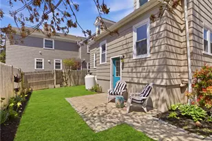 53 Berkeley Ave, Newport, RI 02840 - Photo 28