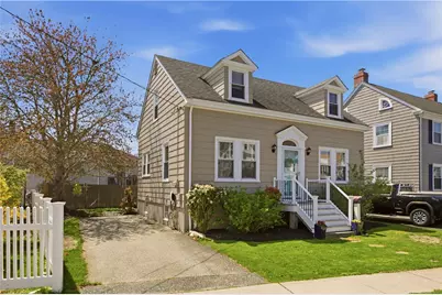 53 Berkeley Avenue, Newport, RI 02840 - Photo 1