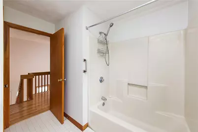 6 Englewood Court, Warren, RI 02885 - Photo 14