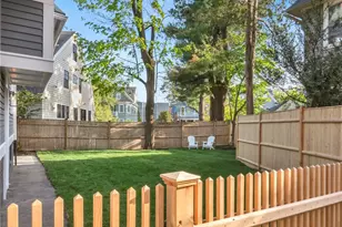 19 Rhode Island Ave, Providence, RI 02906 - Photo 44