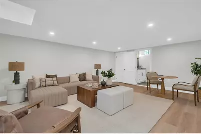19 Rhode Island Avenue, Providence, RI 02906 - Photo 36