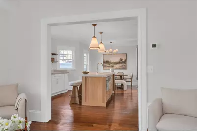 19 Rhode Island Avenue, Providence, RI 02906 - Photo 10