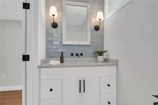 19 Rhode Island Ave, Providence, RI 02906 - Photo 38