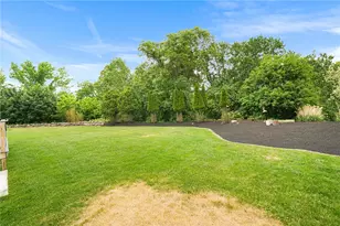 19 Wilson St, West Warwick, RI 02893 - Photo 34