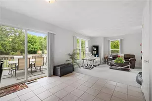 19 Wilson St, West Warwick, RI 02893 - Photo 12