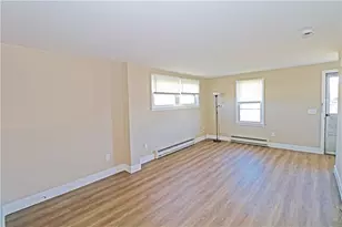 16 Race St, Middletown, RI 02842 - Photo 6