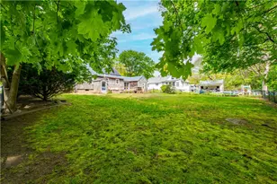 75 Knotty Oak Rd, Coventry, RI 02816 - Photo 10
