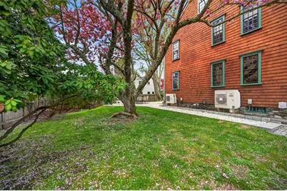 9 Thames Street, Newport, RI 02840 - Photo 10