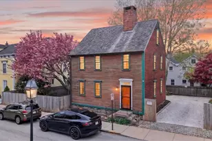 9 Thames St, Newport, RI 02840 - Photo 1