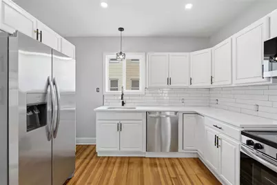 25 Lambert Street, Cranston, RI 02910 - Photo 4