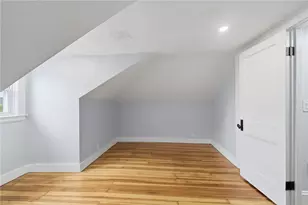 25 Lambert St, Cranston, RI 02910 - Photo 26