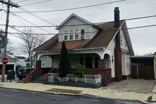 2 Parkview Ave, Providence, RI 02905 - Photo 2