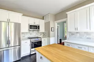238 Brown St, Providence, RI 02906 - Photo 12