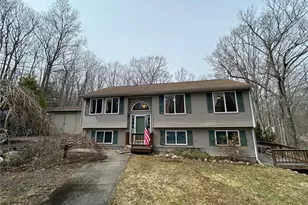 630 Whaley Hollow Rd, Coventry, RI 02816 - Photo 2