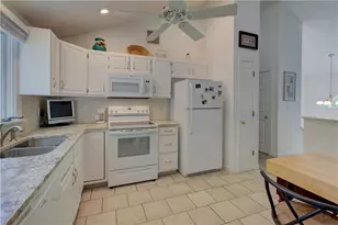 60 North St, Cranston, RI 02920 - Photo 6