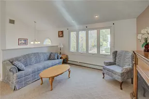 60 North St, Cranston, RI 02920 - Photo 10