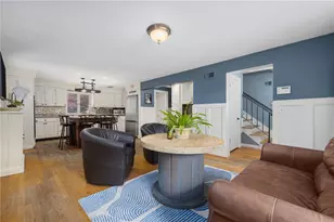 1 Gladridge Dr, East Greenwich, RI 02818 - Photo 2