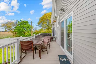 43 Samuel Gorton Ave, Warwick, RI 02889 - Photo 28