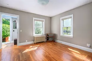 31 Errol St, Warwick, RI 02888 - Photo 6