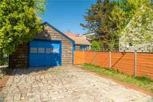 31 Errol St, Warwick, RI 02888 - Photo 32
