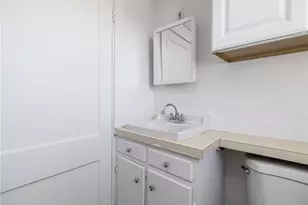 1609 W Main Rd, Middletown, RI 02842 - Photo 14